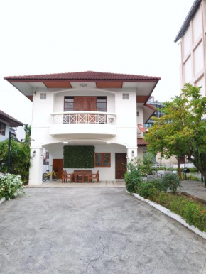 Poon house Nimman